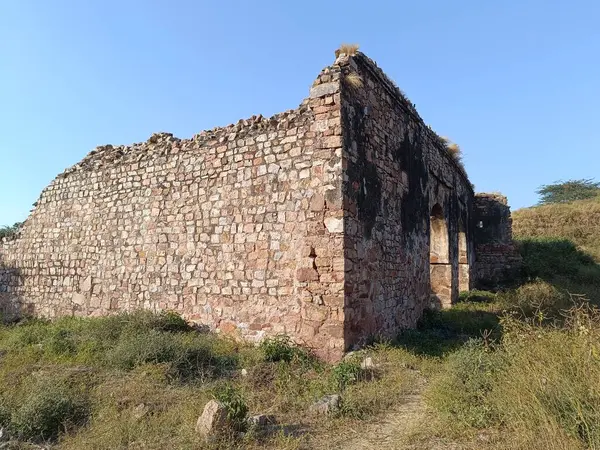 Delhi, Hindistan - Tughlakabad Fort Delhi, Tughlakabad Fort 'un Delhi' deki bir resmi 10 Aralık 2024
