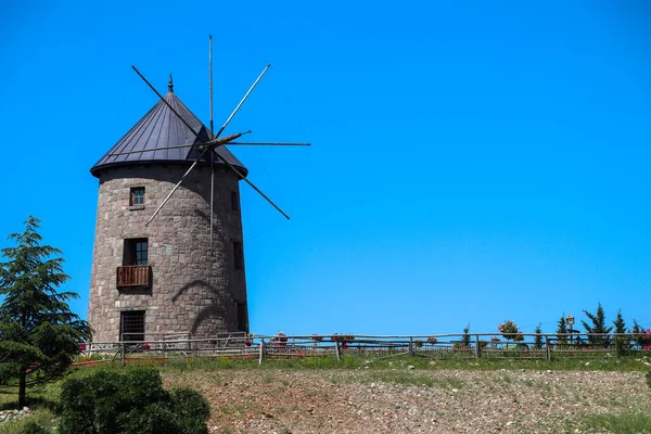 Windmill Blue Sky Photo Windmill Harvests — Stock Photo, Image
