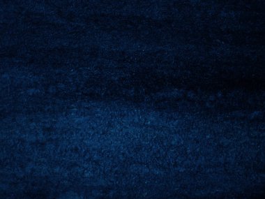 Grafik tasarımı veya duvar kağıdı için koyu sert beton duvar arka planı. Eski tarz, kirli, siyah ve mavi beton bir doku. Eski alçı zeminin gizemli ve korkunç bir yaşı var..