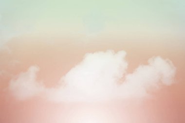 Gökyüzü ve bulutlar pastel tonlarda. Romantik aşk kavramında grafik tasarımı ya da duvar kağıdı için renkli doğal arkaplan