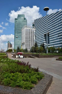 Astana (Nur-Sultan), Kazakistan 06.26.2021: Astana 'daki Ultra modern binalar (Nur-Sultan), Kazakistan' ın başkenti