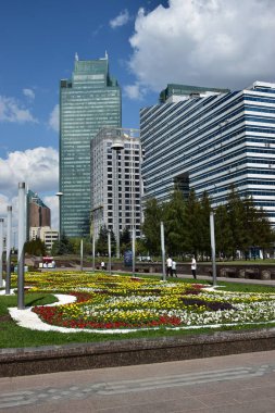 Astana (Nur-Sultan), Kazakistan 06.26.2021: Astana 'daki Ultra modern binalar (Nur-Sultan), Kazakistan' ın başkenti
