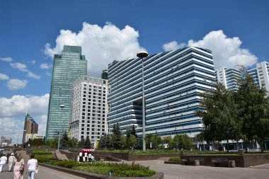 Astana (Nur-Sultan), Kazakistan 06.26.2021: Astana 'daki Ultra modern binalar (Nur-Sultan), Kazakistan' ın başkenti
