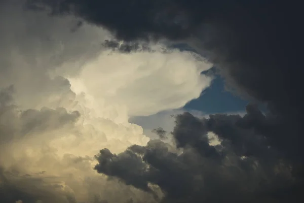 Awan Badai Dramatis Langit Gelap Malam — Stok Foto