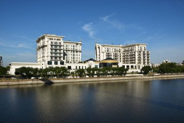 Astana (Nur-Sultan), Kazakistan 08.08.2023: Astana 'daki modern binalar (Nur-Sultan), Kazakistan' ın başkenti