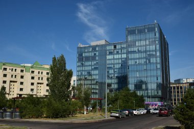 Astana (Nur-Sultan), Kazakistan 08.08.2023: Astana 'daki modern binalar (Nur-Sultan), Kazakistan' ın başkenti