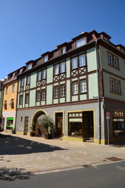 Schweinfurt, Bavyera, Aşağı Franconia, Almanya - 07.29.2024: Schweinfurt, Bavyera, Aşağı Frankonya, Almanya 'daki tarihi binalar