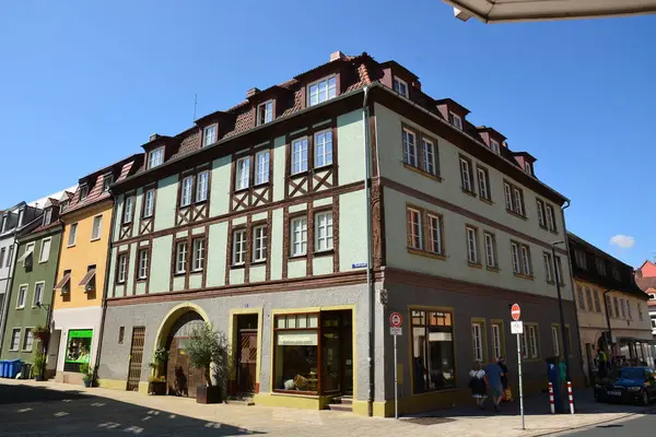 Schweinfurt, Bavyera, Aşağı Franconia, Almanya - 07.29.2024: Schweinfurt, Bavyera, Aşağı Frankonya, Almanya 'daki tarihi binalar