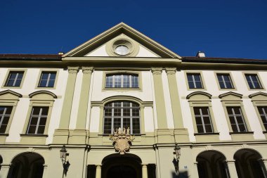 Eichsttt, Almanya 08.11.2024: Almanya 'nın Bavyera bölgesindeki Eichsttt kasabasında tarihi binalar