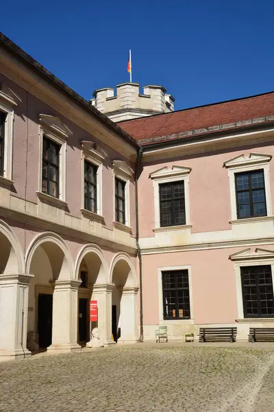 Eichsttt, Almanya 08.11.2024: Almanya 'nın Bavyera bölgesi yakınlarındaki WILLIBALDSBURG kalesinin (WILLIBALDSBURG) bir kısmı