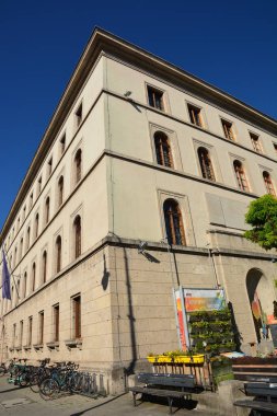 Münih, Bavyera, Almanya - 08.11.2024: Münih 'teki tarihi yapılar