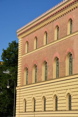 Münih, Bavyera, Almanya - 08.11.2024: Münih 'teki tarihi yapılar