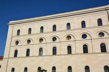 Münih, Bavyera, Almanya - 08.11.2024: Münih 'teki tarihi yapılar