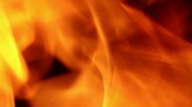 Gece çıkan yangında çıkan yangın. Rahat ol. Video görüntüleri.