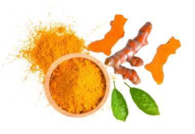 Beyaz arka planda yaprak izole edilmiş zerdeçal.