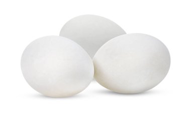 Beyaz arkaplanda izole yumurtalar