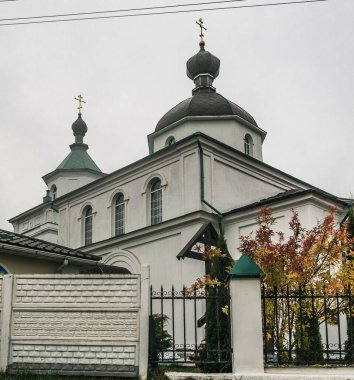 SENITSA KÖPEKLERİNDE PETER VE PAUL KİLİSESİ