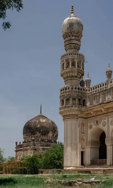 Kutub Shahi Nin Mezarları Hyderabad Hindistan Daki Golconda Kalesi Yakınlarında — Stok fotoğraf