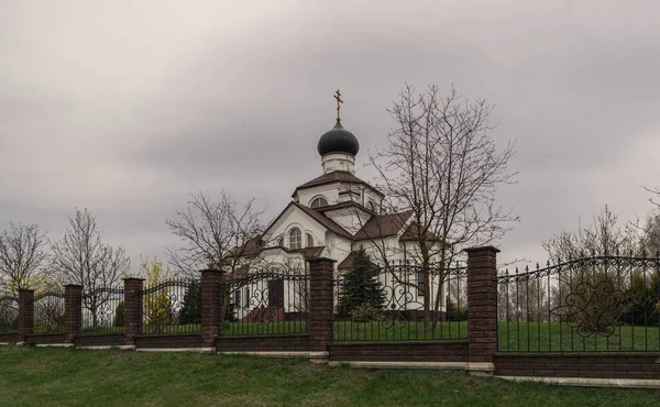 Kościół Narodzenia Matki Boskiej Świętej Wiiagi Tarasovo Belarus — Zdjęcie stockowe