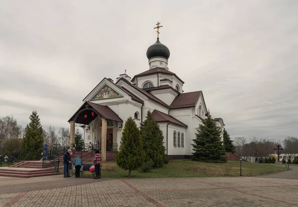 Церковь Нацивности Святой Матери Бога Виллаге Тарасово Беларусь — стоковое фото