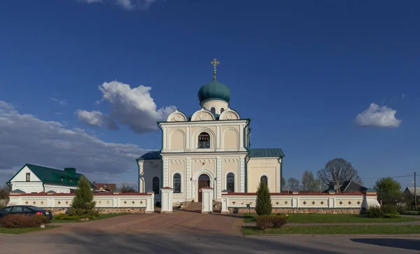 Kościół Mikołaja Jest Cerkwią Prawosławną Wsi Stankovo Lewym Brzegu Rzeki — Zdjęcie stockowe