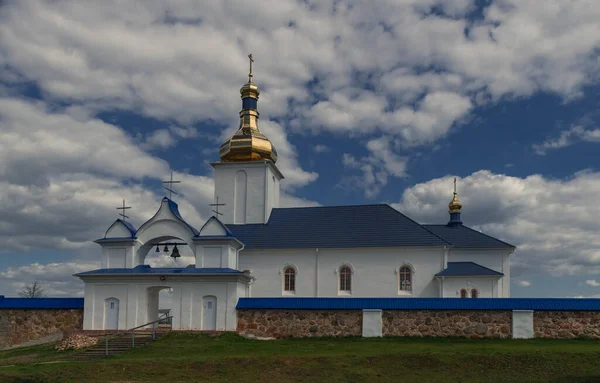 Die Marienkirche Novy Sverzhen Weißrussland — Stockfoto
