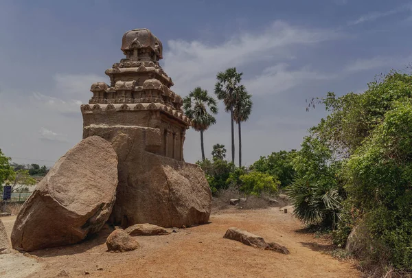 Mamallapuram Svými Pozoruhodnými Basreliéfy Kamennými Chrámy Skanzen Pod Širým Nebem — Stock fotografie