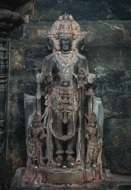 Brahma Jinalaya, Lakkundi 'nin Büyük Jain Tapınağı, 11. yüzyıl başlarında Lakkundi' deki Mahavira Tapınağı. Hindistan.