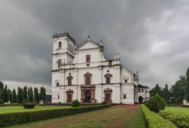 St. Catherine Katedrali Eski Goa 'da bir Katolik katedralidir. Hindistan