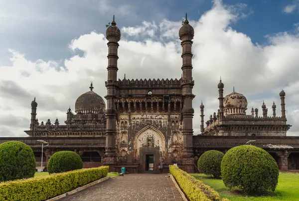 stock image Tomb of Ibrahim Rose - an impressive monument of Bijapur, Bijapur, India