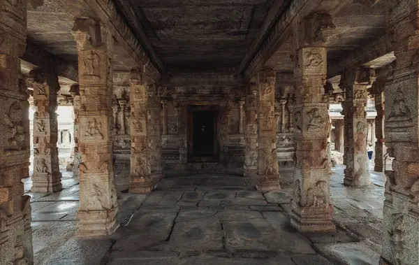 Balakrishna Tapınağı en saygı duyulan ve en ünlü Hint tapınaklarından biridir. Hampi. Hindistan.