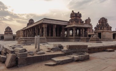 Krishna Tapınağı, Hampi 'deki en saygın ve ünlü tapınaklardan biridir..