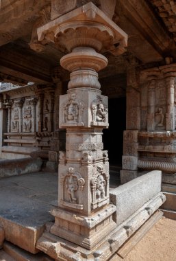 Hazara Rama Tapınağı ya da 1000 Rams Tapınağı. Hampi. Hindistan