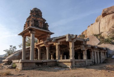 Hampi - Hindistan 'ın kalbinde büyük bir imparatorluğun kalıntıları.