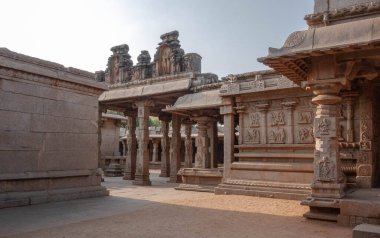 Hazara Rama Tapınağı kraliyet ailesinin şahsi tapınağıdır. Hampi. Hindistan.