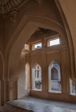 Hampi - Hindistan 'ın kalbinde büyük bir imparatorluğun kalıntıları.