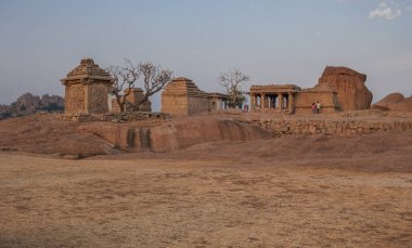Hampi - Hindistan 'ın kalbinde büyük bir imparatorluğun kalıntıları.