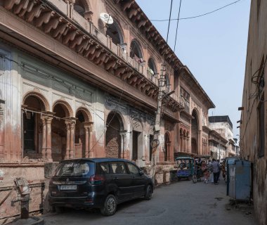 Vrindavan Hindistan 'da bir şehirdir, Hinduizm yandaşları için kutsal bir hac yeridir.