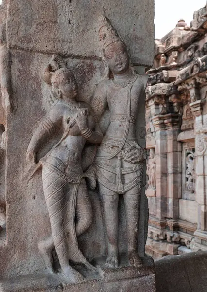 Pattadakal antik bir tapınak şehridir, antik Hindu mimarisinin seçkin örneklerinden biridir. Hindistan.