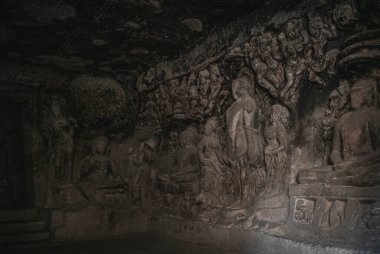 Ellora Mağaraları: Eşsiz Tapınak Kompleksi. Maharashtra. Hindistan.