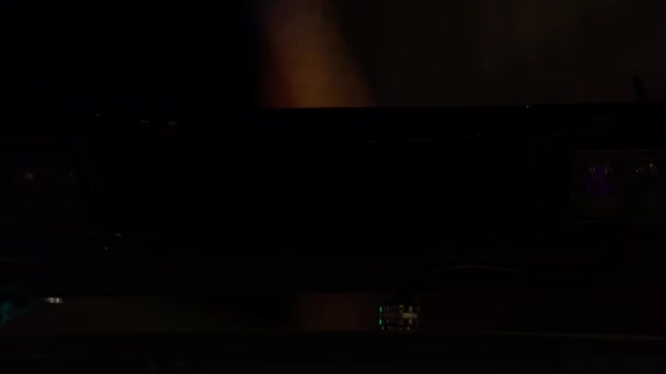 Красно Синий Фонарь Полицейской Машины Ночной Атмосфере Последовательность Цикла — стоковое видео
