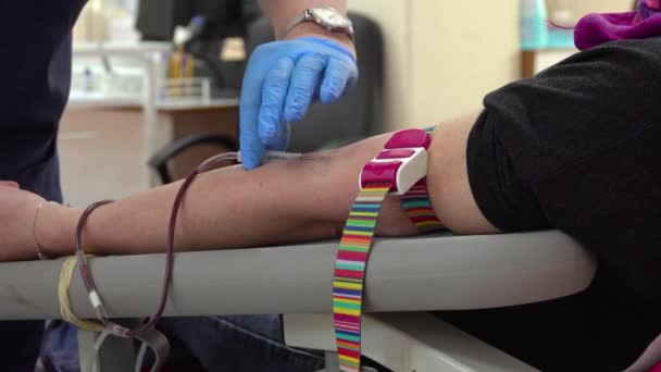 Woman Donating Blood Transfusion Center Focus Hand — Vídeo de stock