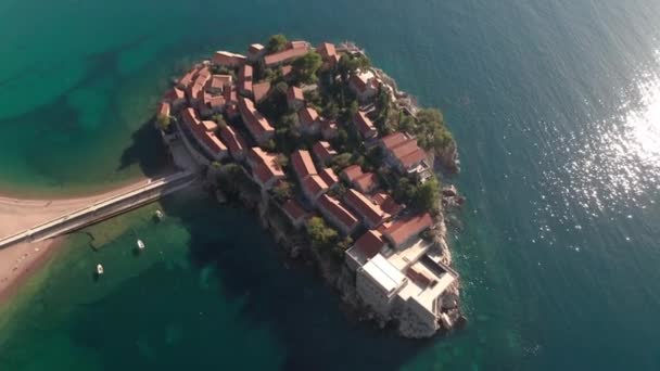 Aerial Video Famous Tourist Location Sveti Stefan Island Picturesque Adriatic — Video Stock