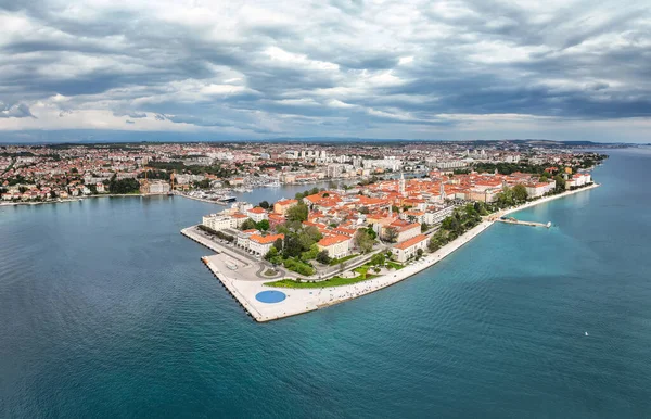 Vista Panorâmica Incrível Famosa Cidade Zadar Croácia Cidade Velha Casas — Fotografia de Stock