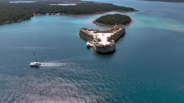 Letecké Video Kolem Pevnosti Mikuláše Mnoha Ostrovů Vodách Malebného Města Royalty Free Stock Záběr