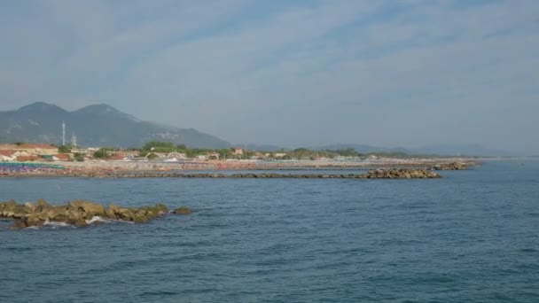 Marina Carrara Itálie Září Panoramatický Výhled Nábřeží Hory Mola Vysoce — Stock video