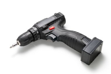 Beyaz arkaplanda izole edilmiş elektrikli tornavida