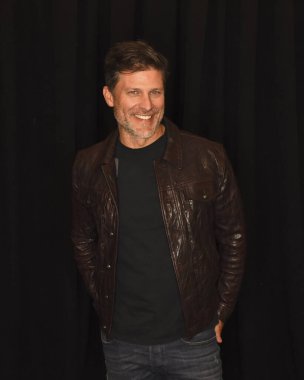 12 Kasım 2022. Greg Vaughan, Days of Our Lives Day etkinliğine katılıyor. Fotoğraf: Michael Mattes / Michael Mattes.
