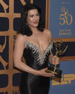 Los Angeles, CA USA - 15 Aralık 2023. Jacqueline MacInnes Ormanı 50. Yıllık Gündüz Emmy Ödülleri 'ne katıldı.