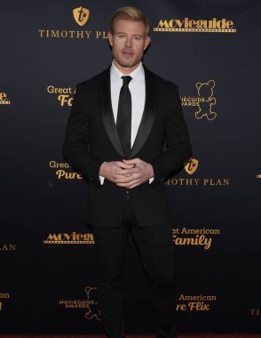 Hollywood, CA USA - 9 Şubat 2024: Trevor Donovan Hollywood 'da 31. Yıllık Film Rehberi Ödüllerine katıldı.